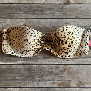 NWT Victoria's Secret Animal Print Bikini Top 32B